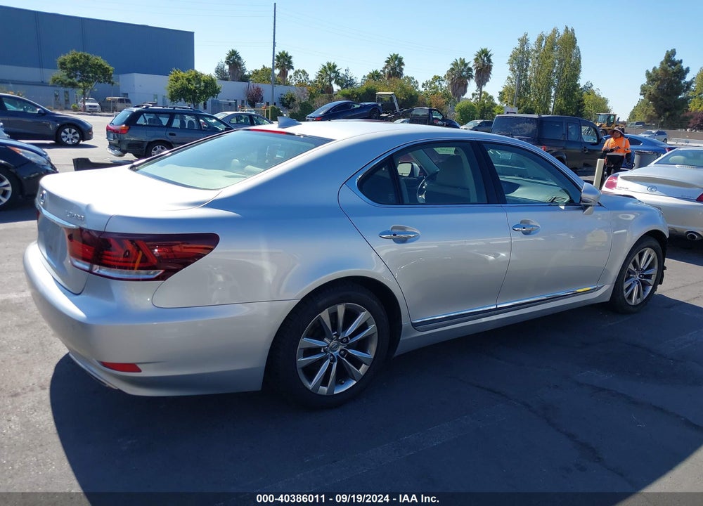 2014 LEXUS LS 460 VIN: JTHBL5EF7E5129629