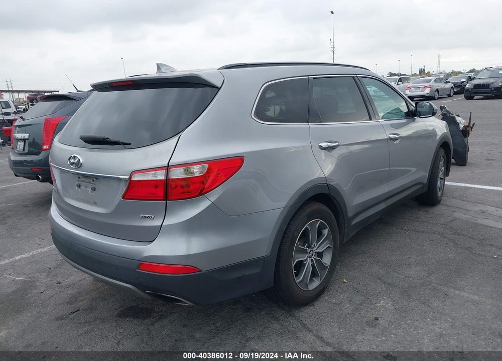 2016 HYUNDAI SANTA FE SE VIN: KM8SMDHF3GU155380