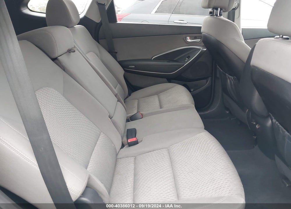 2016 HYUNDAI SANTA FE SE VIN: KM8SMDHF3GU155380