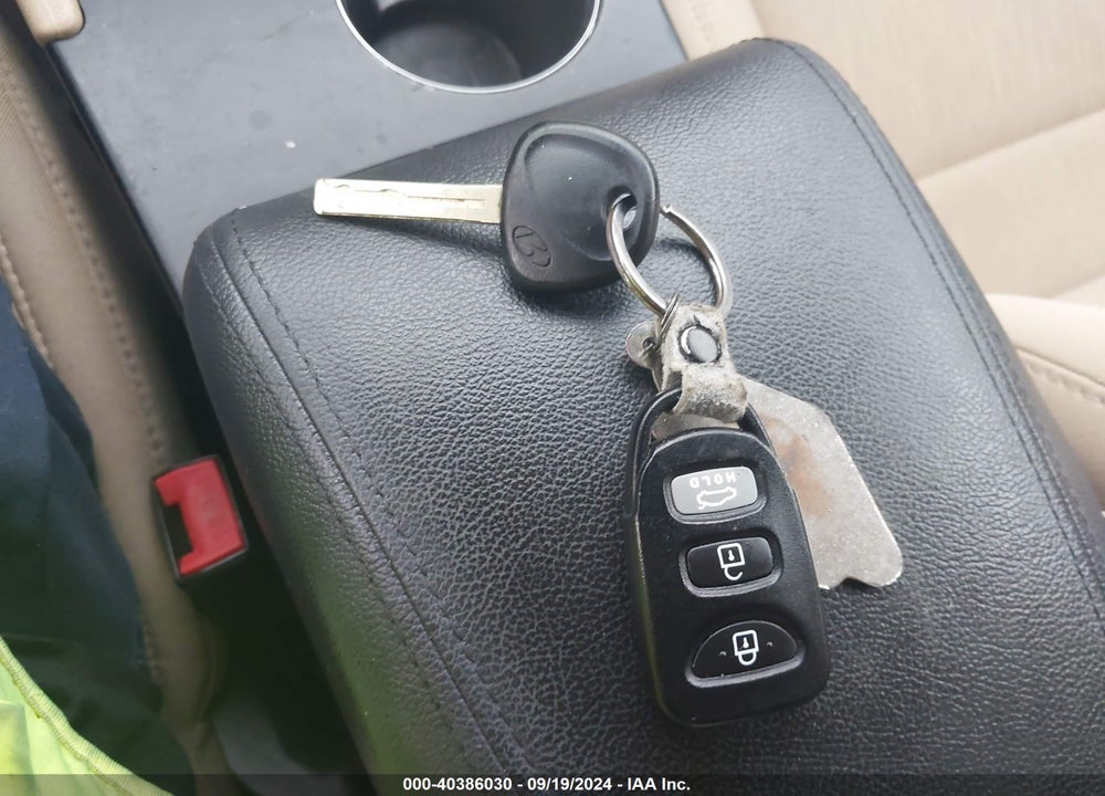 2011 HYUNDAI SONATA GLS VIN: 5NPEB4ACXBH129384