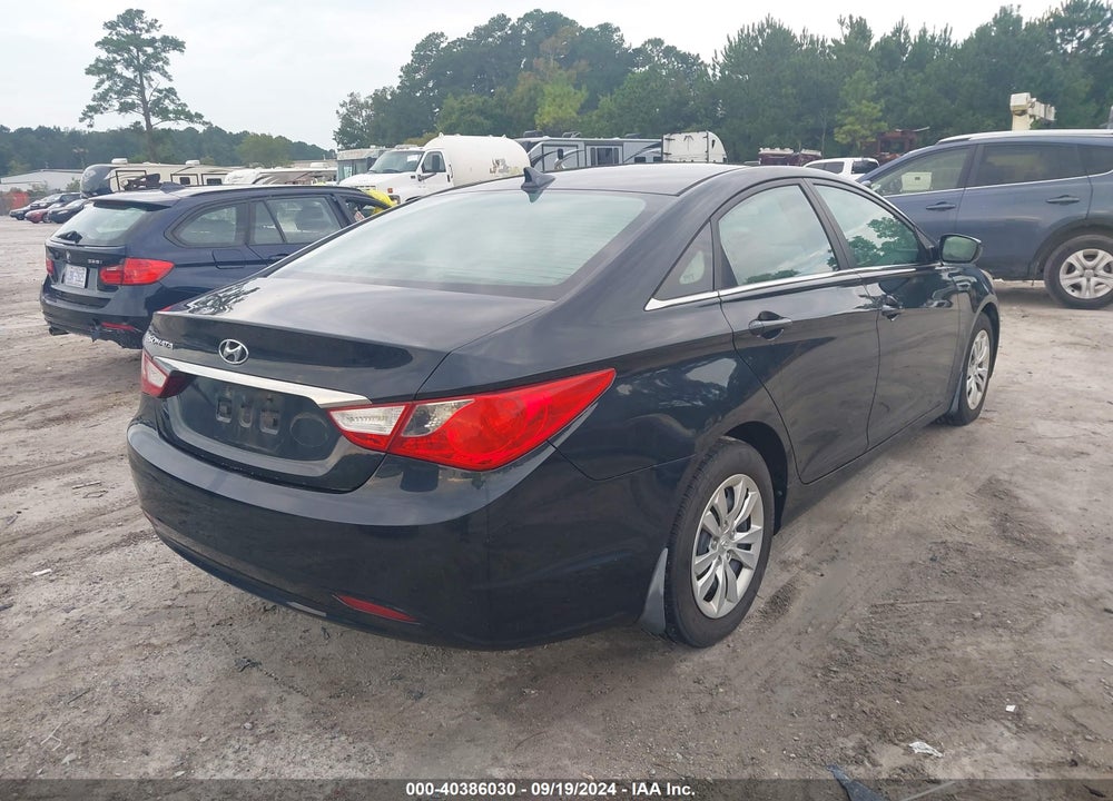 2011 HYUNDAI SONATA GLS VIN: 5NPEB4ACXBH129384