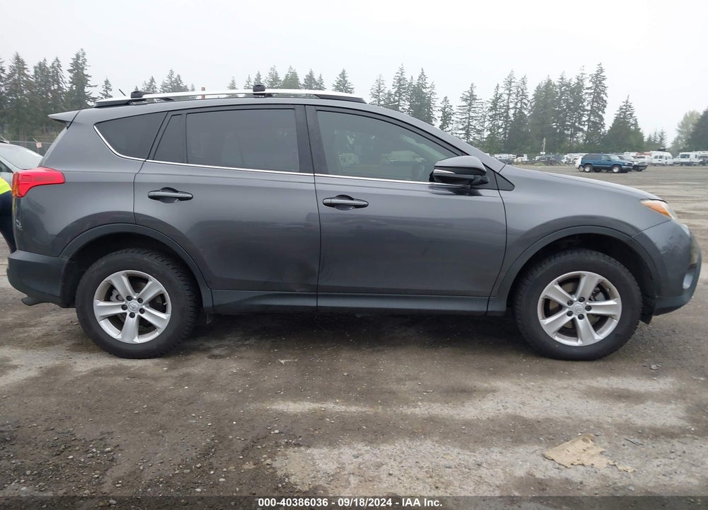 2014 TOYOTA RAV4 XLE VIN: JTMRFREV3EJ003846