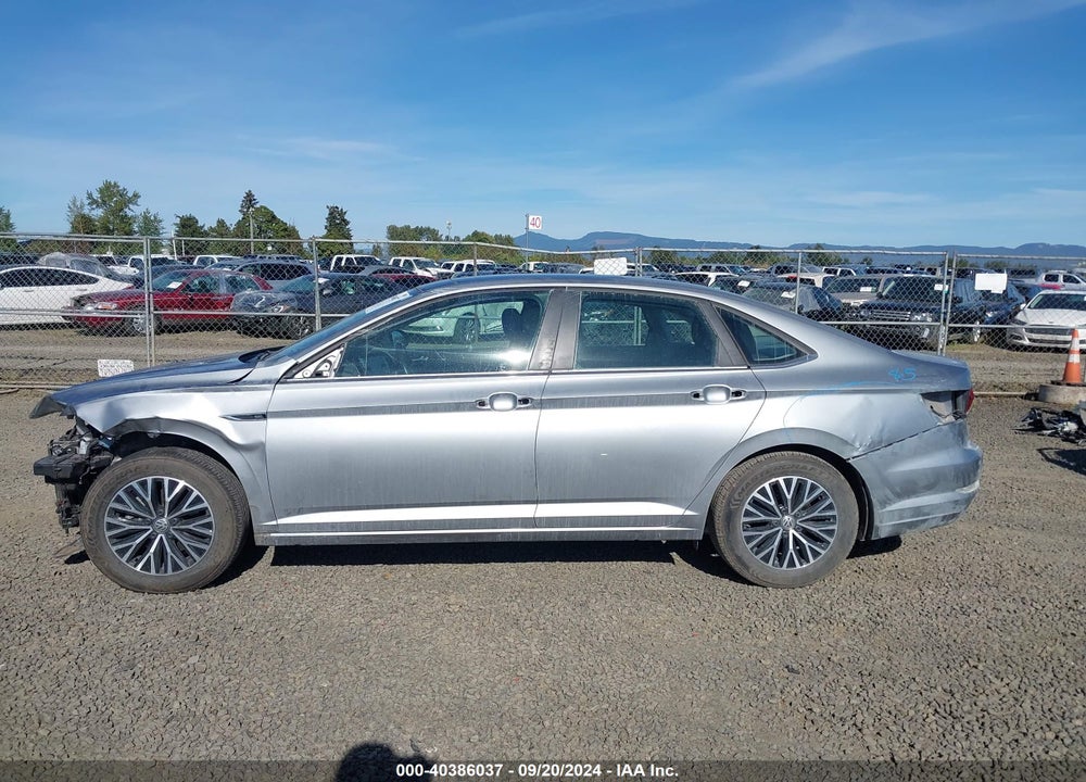 2019 VOLKSWAGEN JETTA 1.4T SEL VIN: 3VWE57BU9KM198896