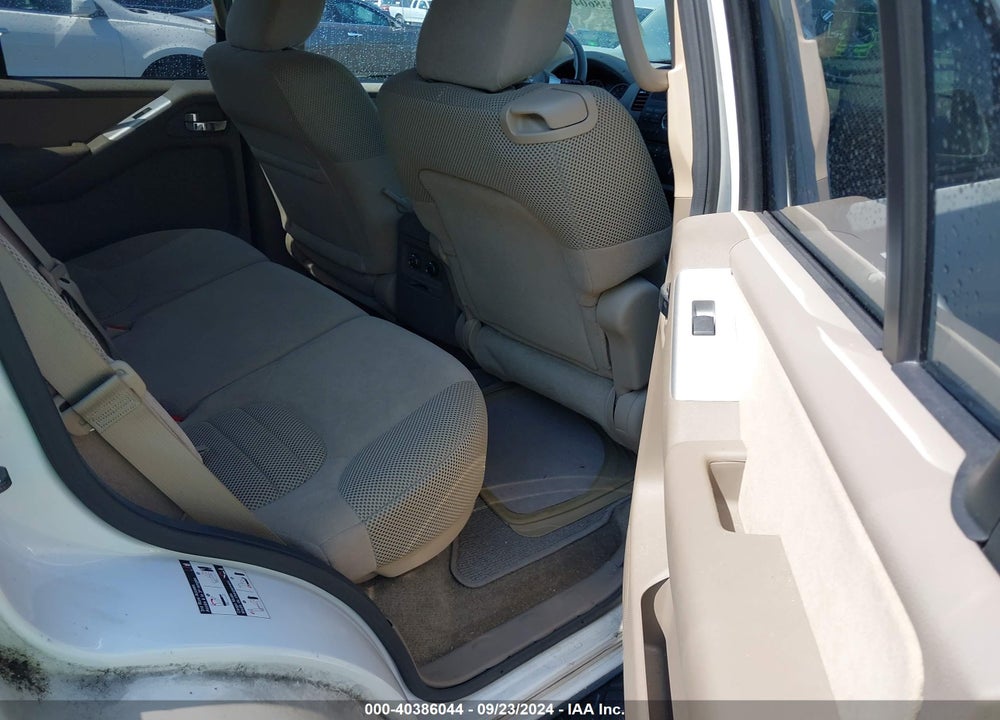 2012 NISSAN PATHFINDER SV VIN: 5N1AR1NN8CC604561