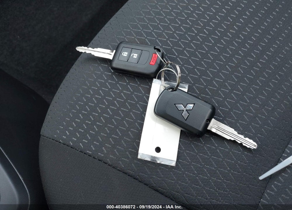 2023 MITSUBISHI MIRAGE G4 ES VIN: ML32FUFJ8PHF06191