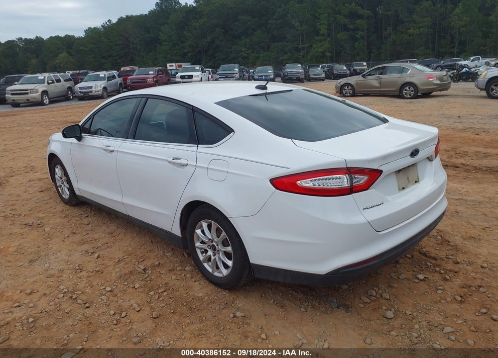 2015 FORD FUSION S VIN: 3FA6P0G70FR265699