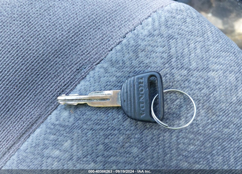 1996 HONDA CIVIC EX VIN: 1HGEJ8244TL014599