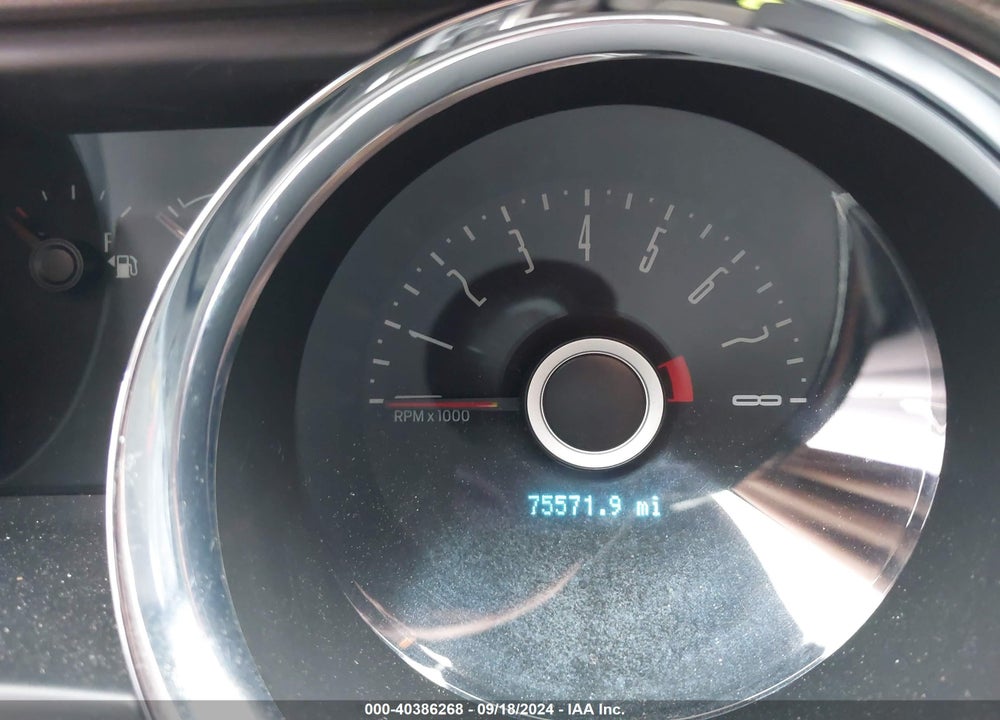2014 FORD MUSTANG V6 VIN: 1ZVBP8AM7E5269351