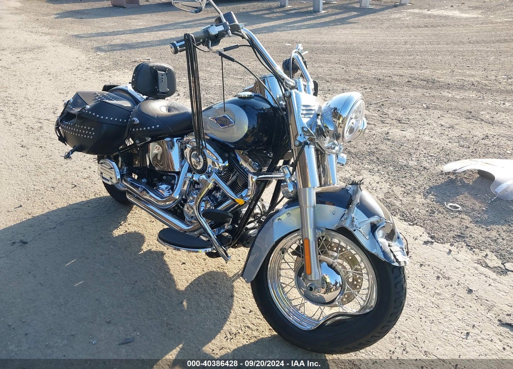 2012 HARLEY-DAVIDSON FLSTC HERITAGE SOFTAIL CLASSIC VIN: 1HD1BWV11CB032241