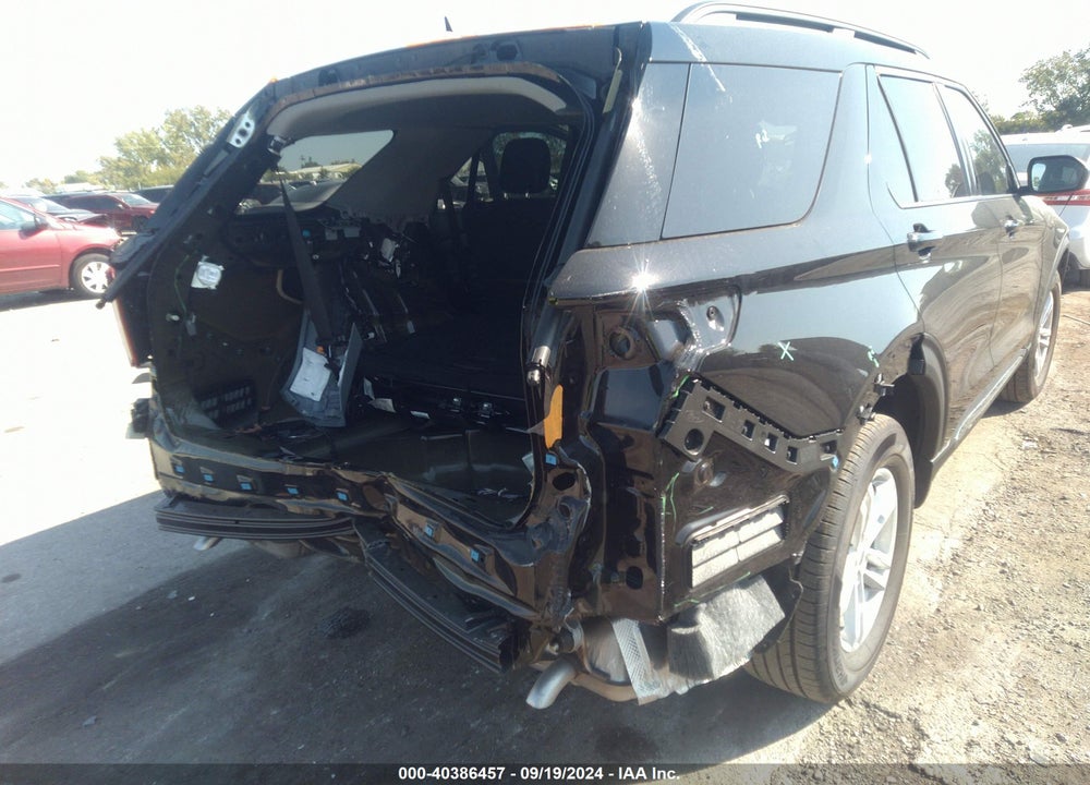 2024 FORD EXPLORER XLT VIN: 1FMSK8DH4RGA85216