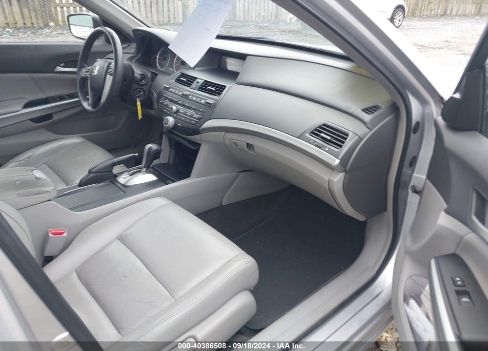 2008 HONDA ACCORD 2.4 EX-L VIN: 1HGCP26878A096850