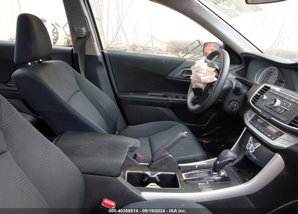 2015 HONDA ACCORD LX VIN: 1HGCR2F31FA037983