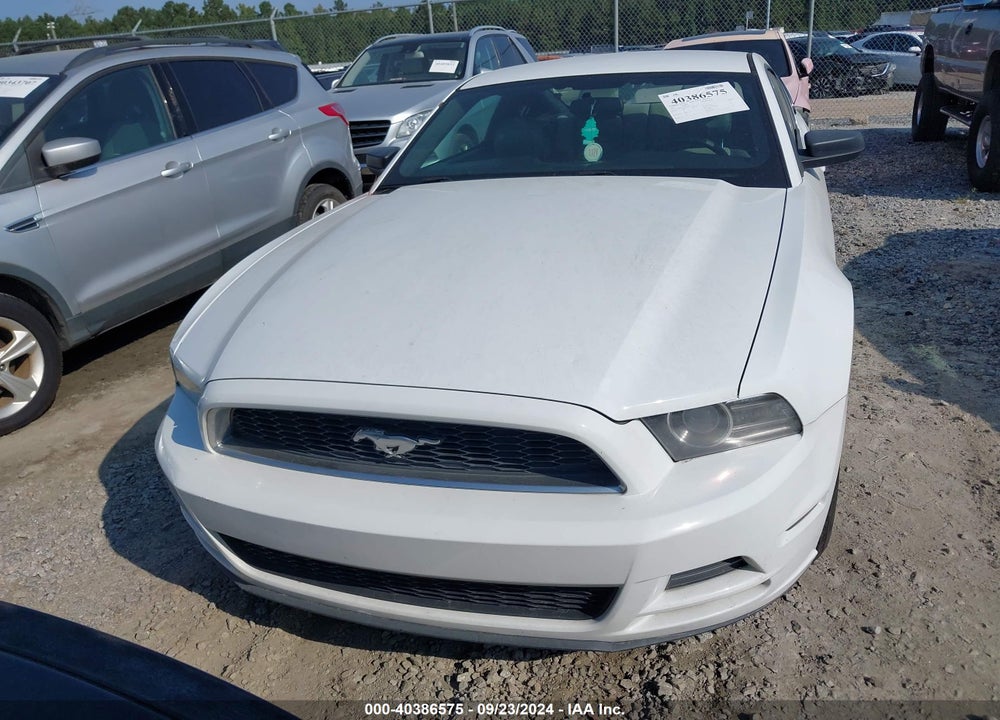 2014 FORD MUSTANG V6 VIN: 1ZVBP8AM5E5265430