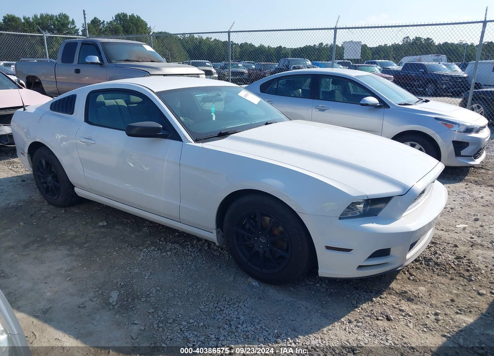 2014 FORD MUSTANG V6 VIN: 1ZVBP8AM5E5265430