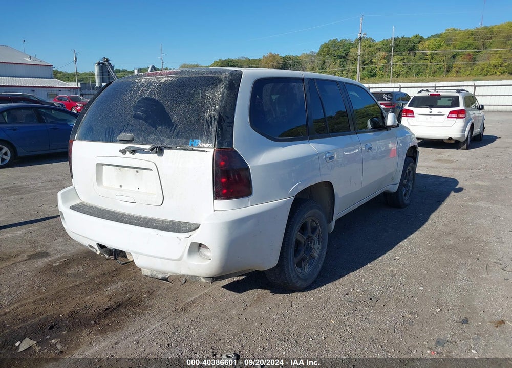 2005 GMC ENVOY DENALI VIN: 1GKET63M852360938