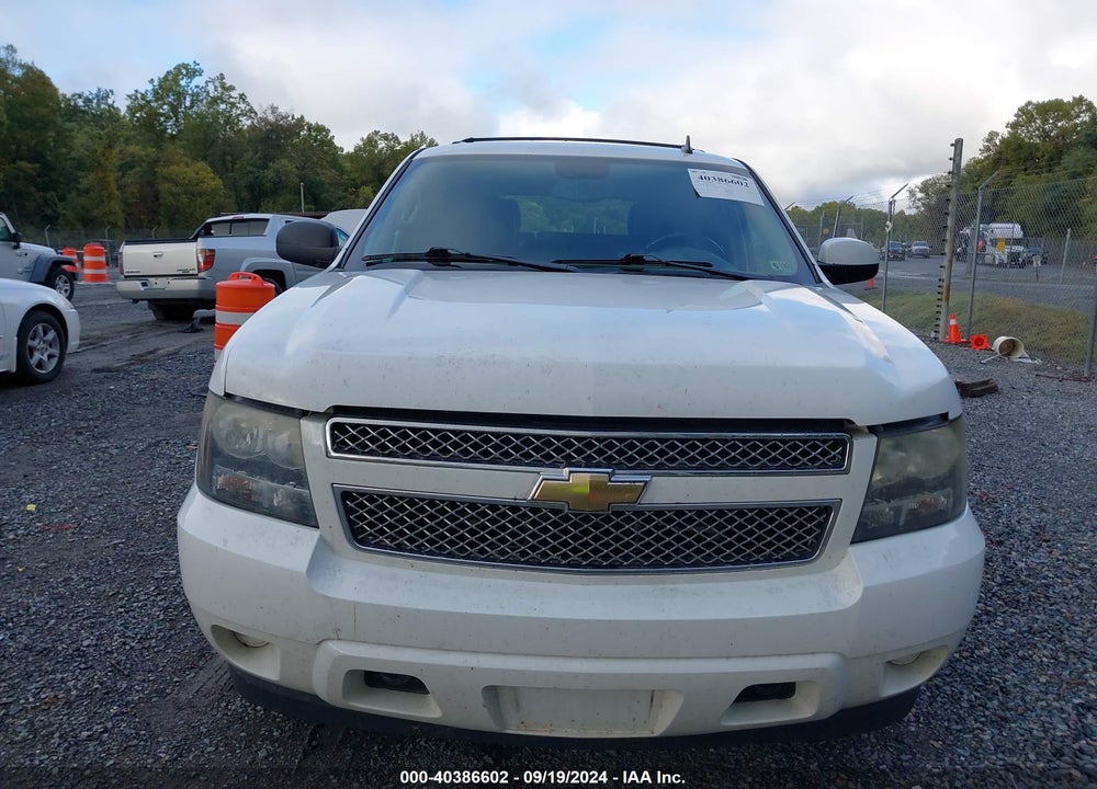 2011 CHEVROLET TAHOE LS VIN: 1GNSKAE02BR311338