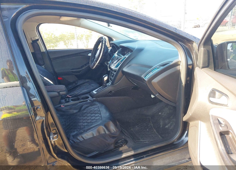 2013 FORD FOCUS SE VIN: 1FADP3K25DL275483