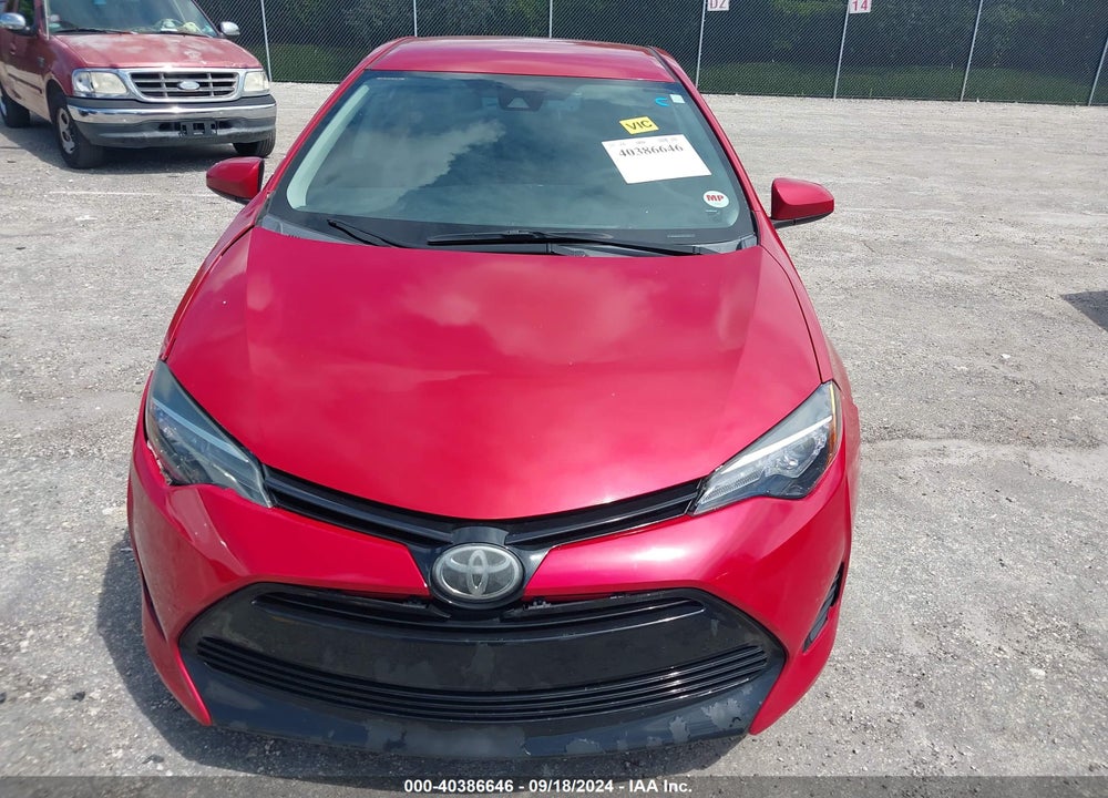 2017 TOYOTA COROLLA LE VIN: 5YFBURHE7HP734184