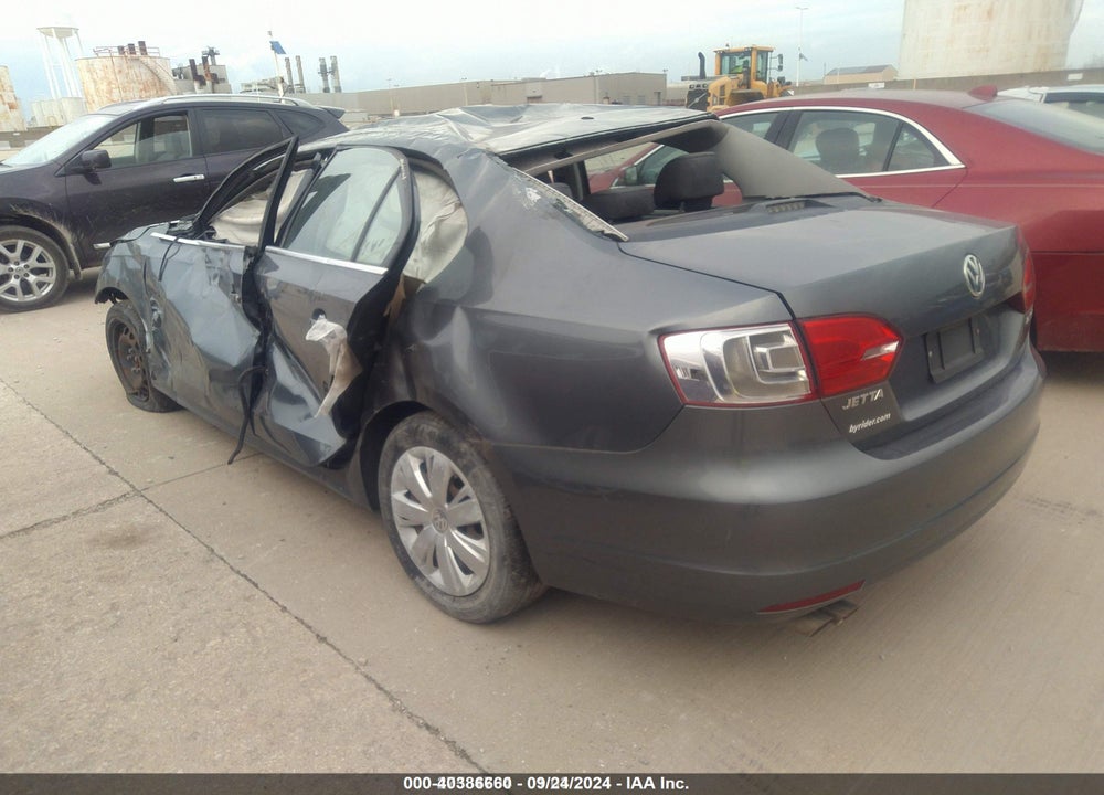 2013 VOLKSWAGEN JETTA VIN: 3VWDX7AJ9DM429361