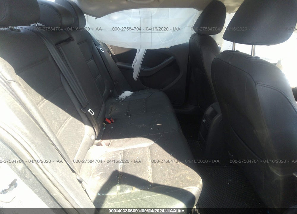 2013 VOLKSWAGEN JETTA VIN: 3VWDX7AJ9DM429361
