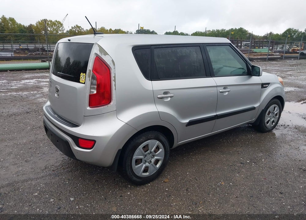 2013 KIA SOUL VIN: KNDJT2A58D7495689