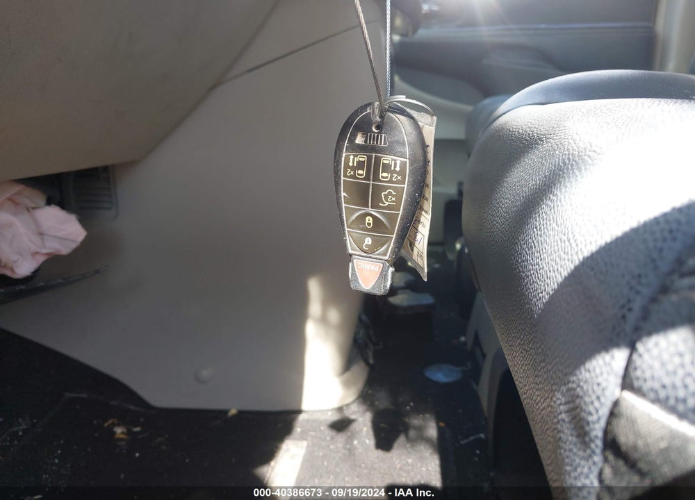 2016 CHRYSLER TOWN & COUNTRY TOURING VIN: 2C4RC1BG1GR187120