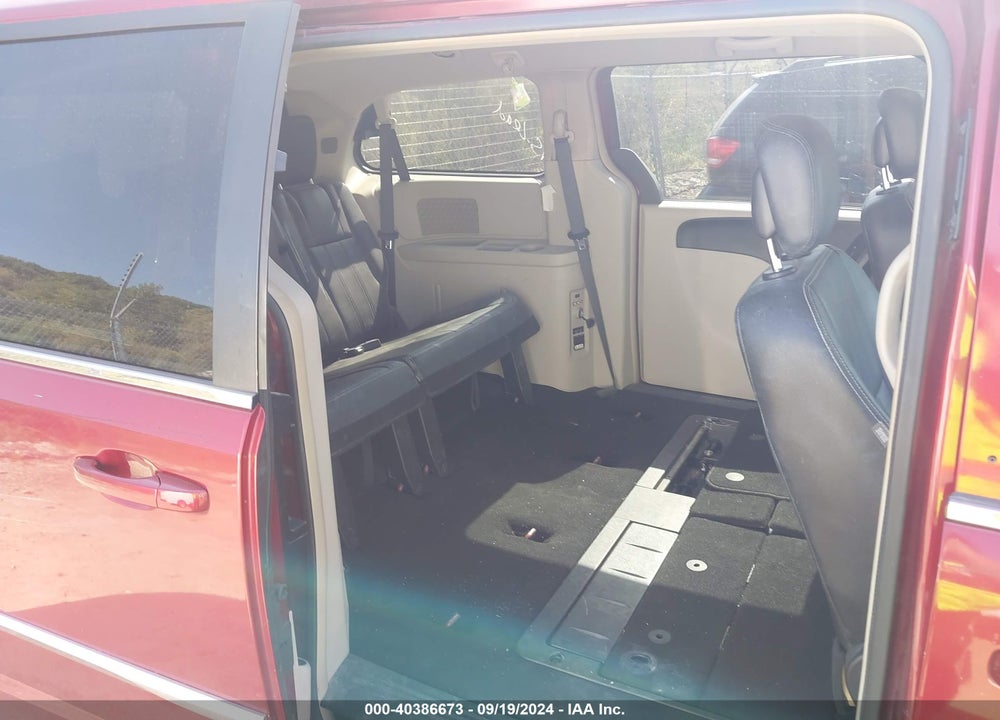 2016 CHRYSLER TOWN & COUNTRY TOURING VIN: 2C4RC1BG1GR187120