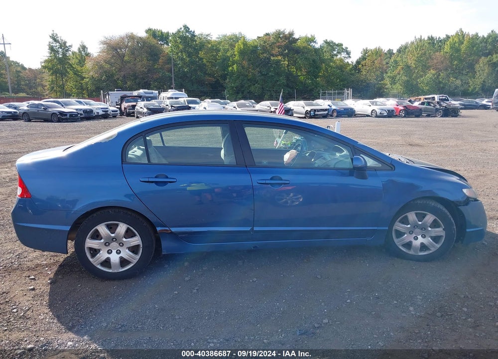 2010 HONDA CIVIC LX VIN: 2HGFA1F57AH323282