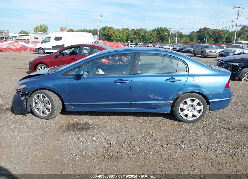 2010 HONDA CIVIC LX VIN: 2HGFA1F57AH323282