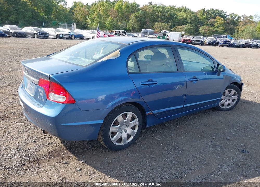 2010 HONDA CIVIC LX VIN: 2HGFA1F57AH323282