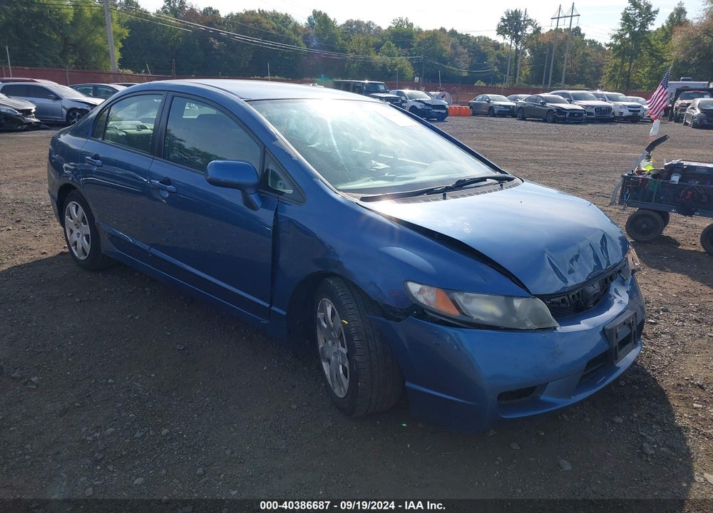 2010 HONDA CIVIC LX VIN: 2HGFA1F57AH323282