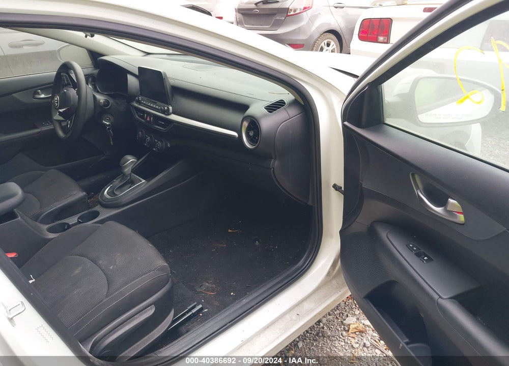 2021 KIA FORTE LXS VIN: 3KPF24ADXME313972