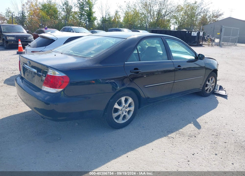 2006 TOYOTA CAMRY XLE VIN: 4T1BE30KX6U743596