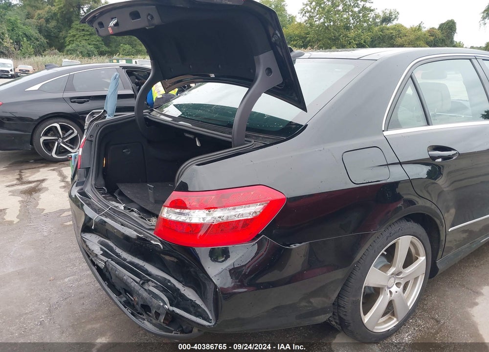 2010 MERCEDES-BENZ E 350 4MATIC VIN: WDDHF8HB8AA113508