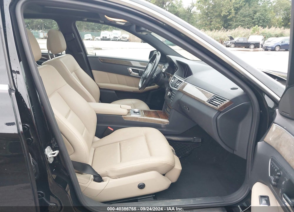 2010 MERCEDES-BENZ E 350 4MATIC VIN: WDDHF8HB8AA113508