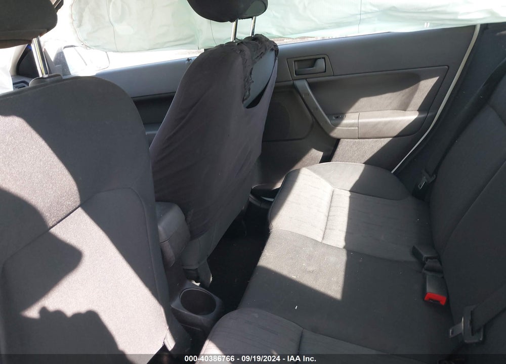 2008 FORD FOCUS SE/SES VIN: 1FAHP35N98W103355