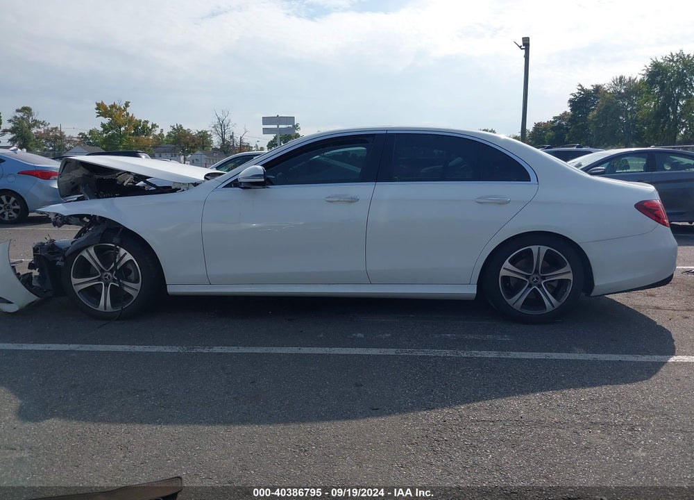 2019 MERCEDES-BENZ E 300 4MATIC VIN: WDDZF4KB9KA680513