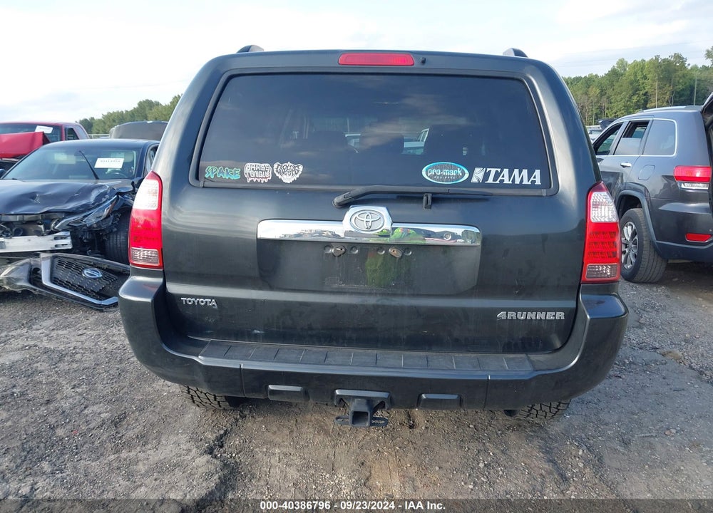 2008 TOYOTA 4RUNNER SR5 V6 VIN: JTEBU14R08K034866