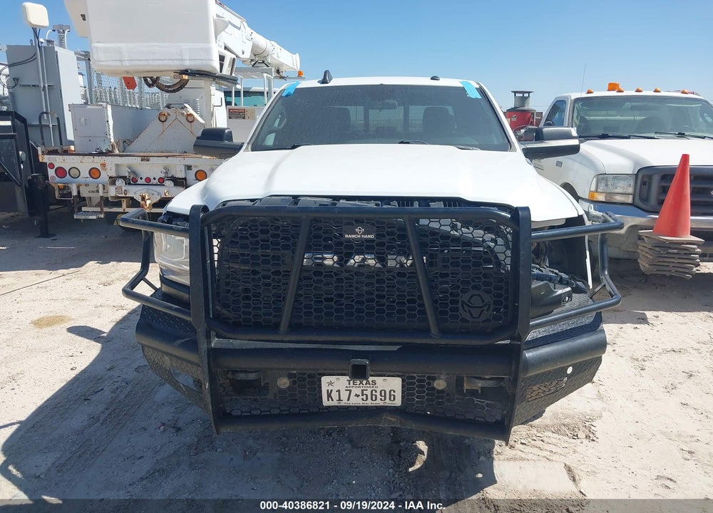 2022 RAM 2500 TRADESMAN 4X4 8' BOX VIN: 3C6UR5HJ5NG251513