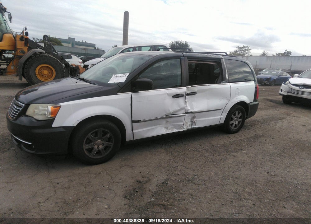 2011 CHRYSLER TOWN & COUNTRY TOURING VIN: 2A4RR5DG0BR775208