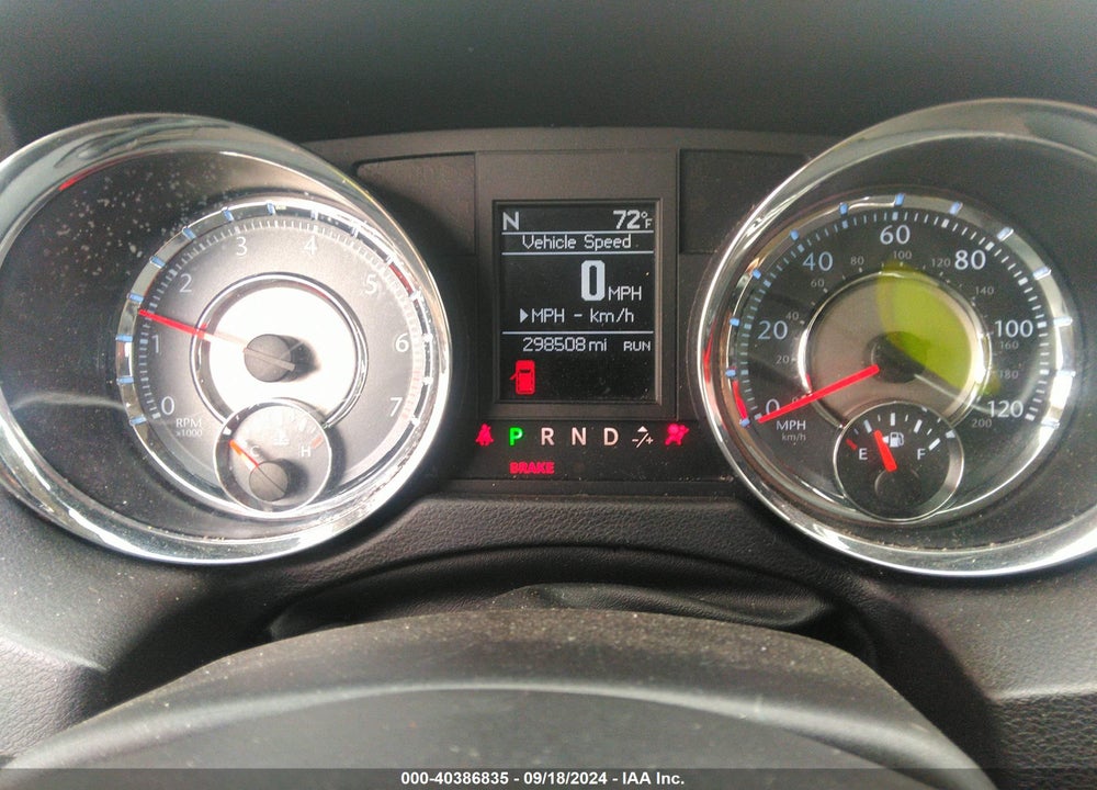 2011 CHRYSLER TOWN & COUNTRY TOURING VIN: 2A4RR5DG0BR775208