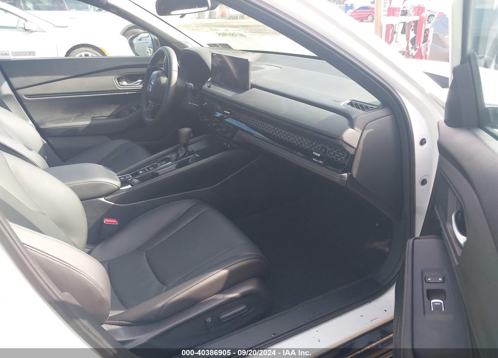 2024 HONDA ACCORD HYBRID SPORT-L VIN: 1HGCY2F74RA083978