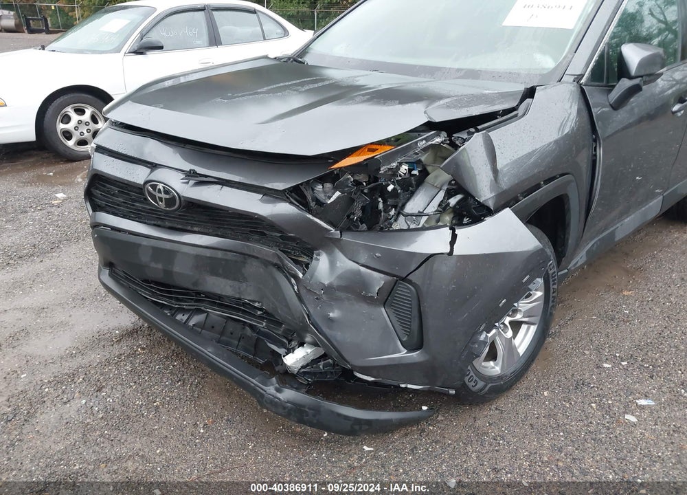 2022 TOYOTA RAV4 XLE VIN: 2T3P1RFV0NC290716