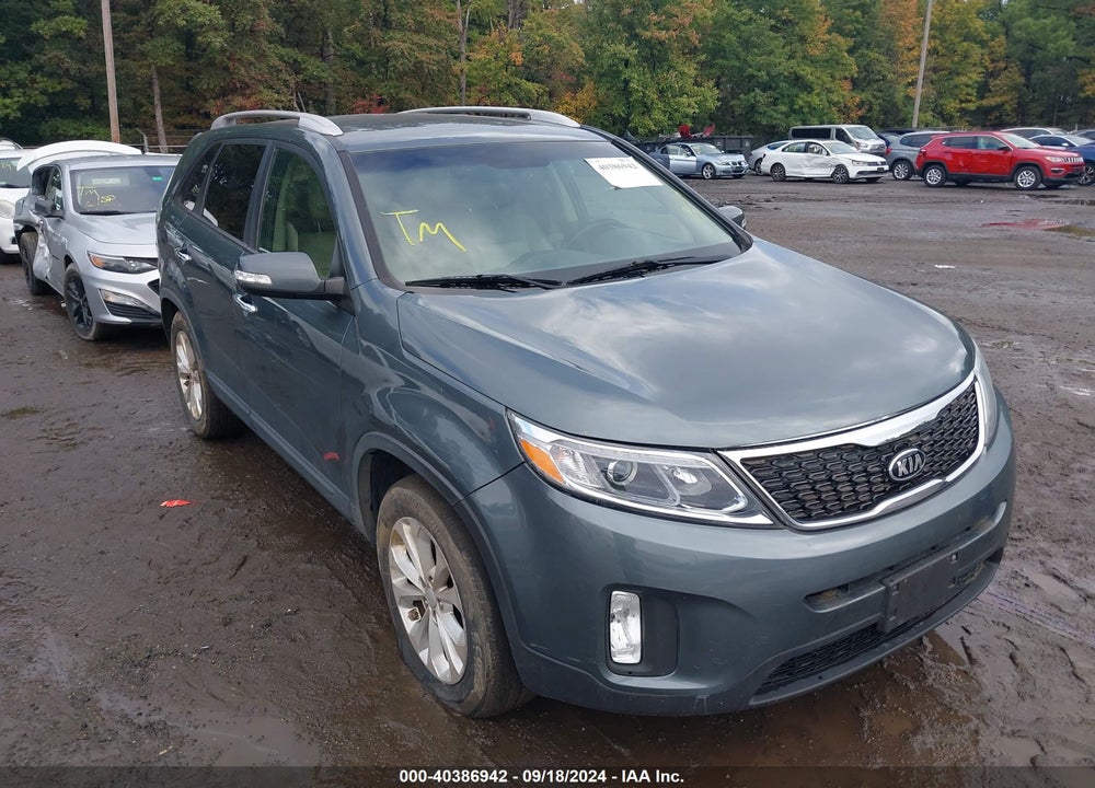 2015 KIA SORENTO EX V6 VIN: 5XYKUDA71FG551007