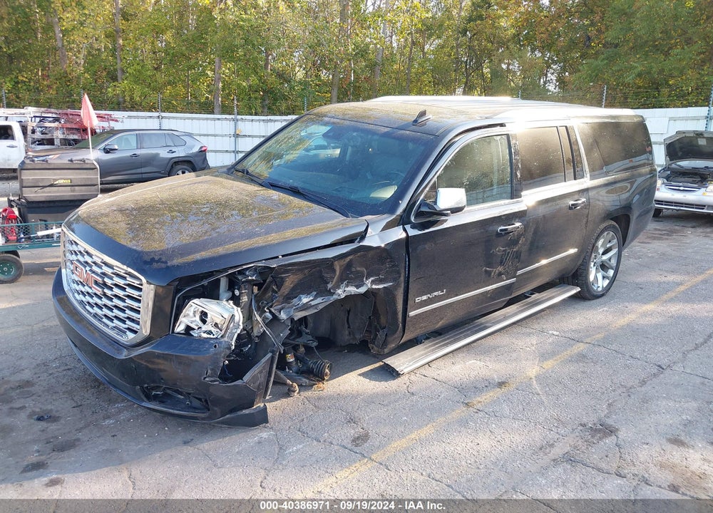 2020 GMC YUKON XL 4WD DENALI VIN: 1GKS2HKJ9LR129429