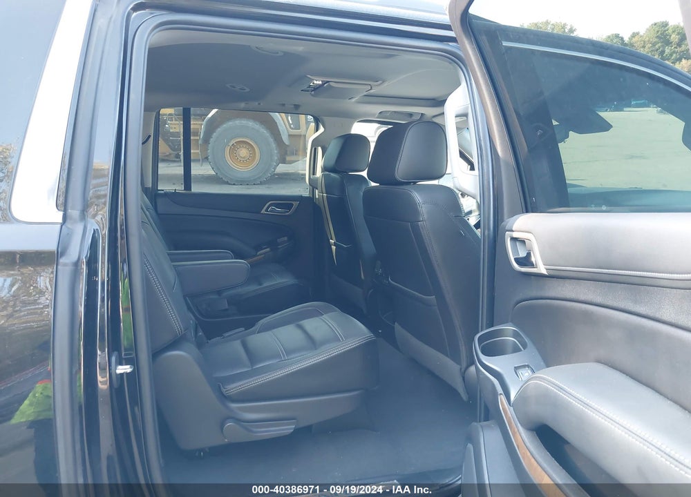 2020 GMC YUKON XL 4WD DENALI VIN: 1GKS2HKJ9LR129429