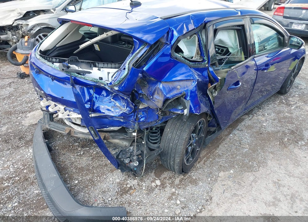 2014 FORD FOCUS SE VIN: 1FADP3K25EL180097