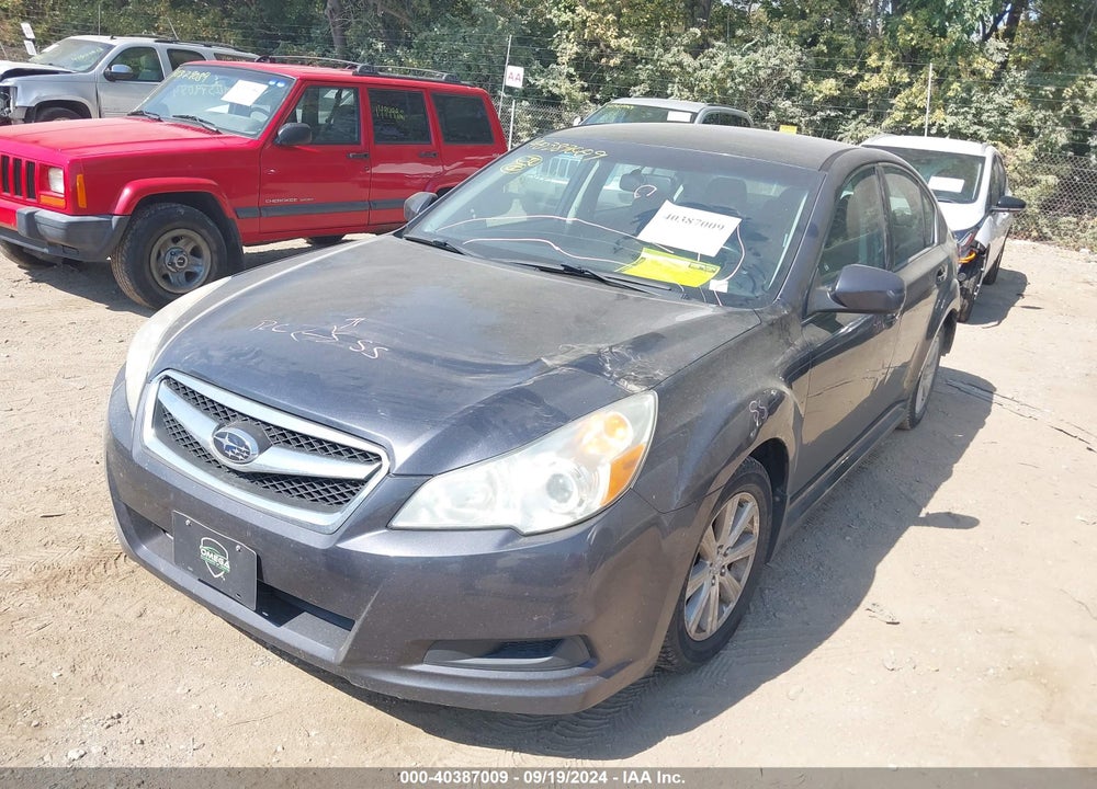 2010 SUBARU LEGACY 2.5I PREMIUM VIN: 4S3BMCC60A3215750