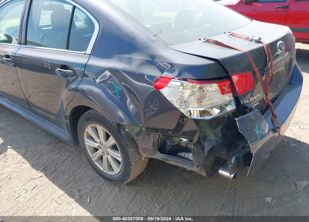 2010 SUBARU LEGACY 2.5I PREMIUM VIN: 4S3BMCC60A3215750