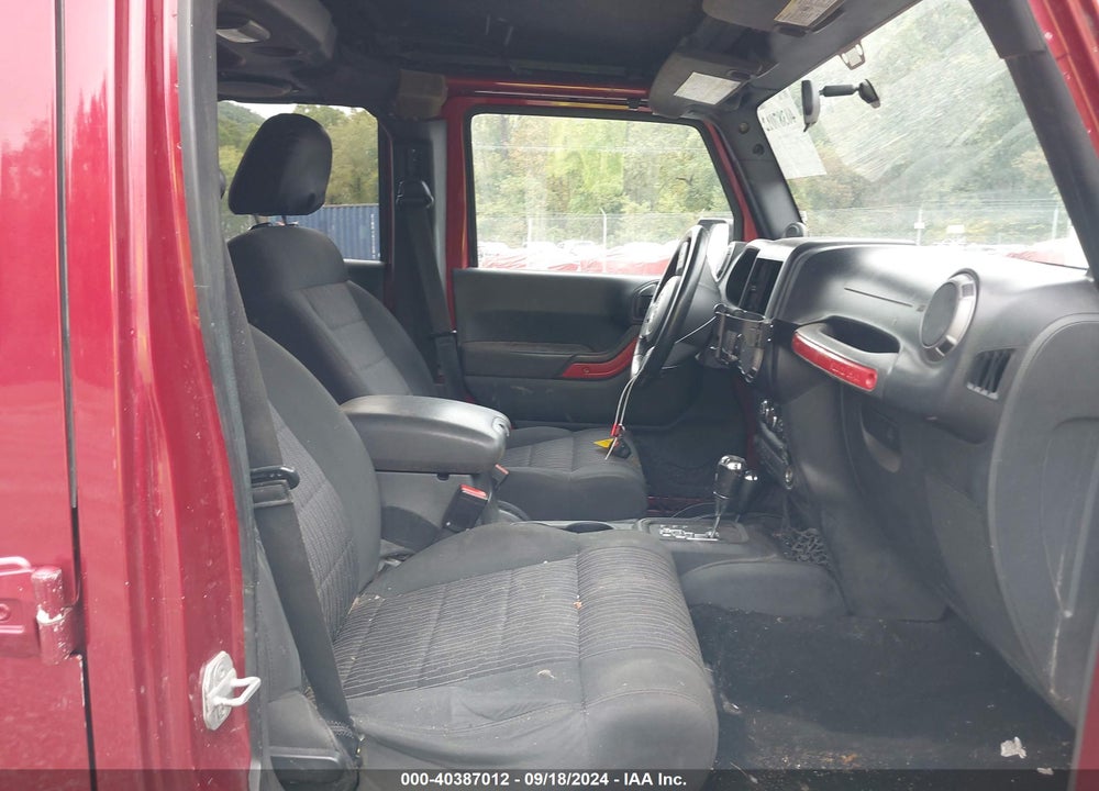 2012 JEEP WRANGLER UNLIMITED SPORT VIN: 1C4BJWDG2CL215060